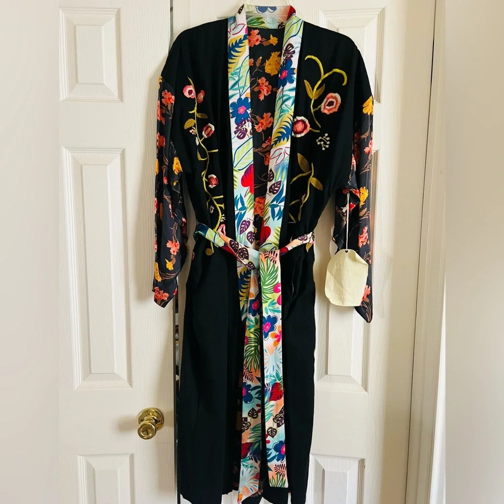 ARATTA Floral Embroidered Kimono - Picture 5 of 14